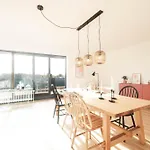 Haus Boy, Penthouse Nr 11 * נינדורף