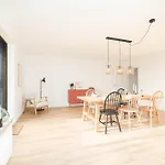 Haus Boy, Penthouse Nr 11 *